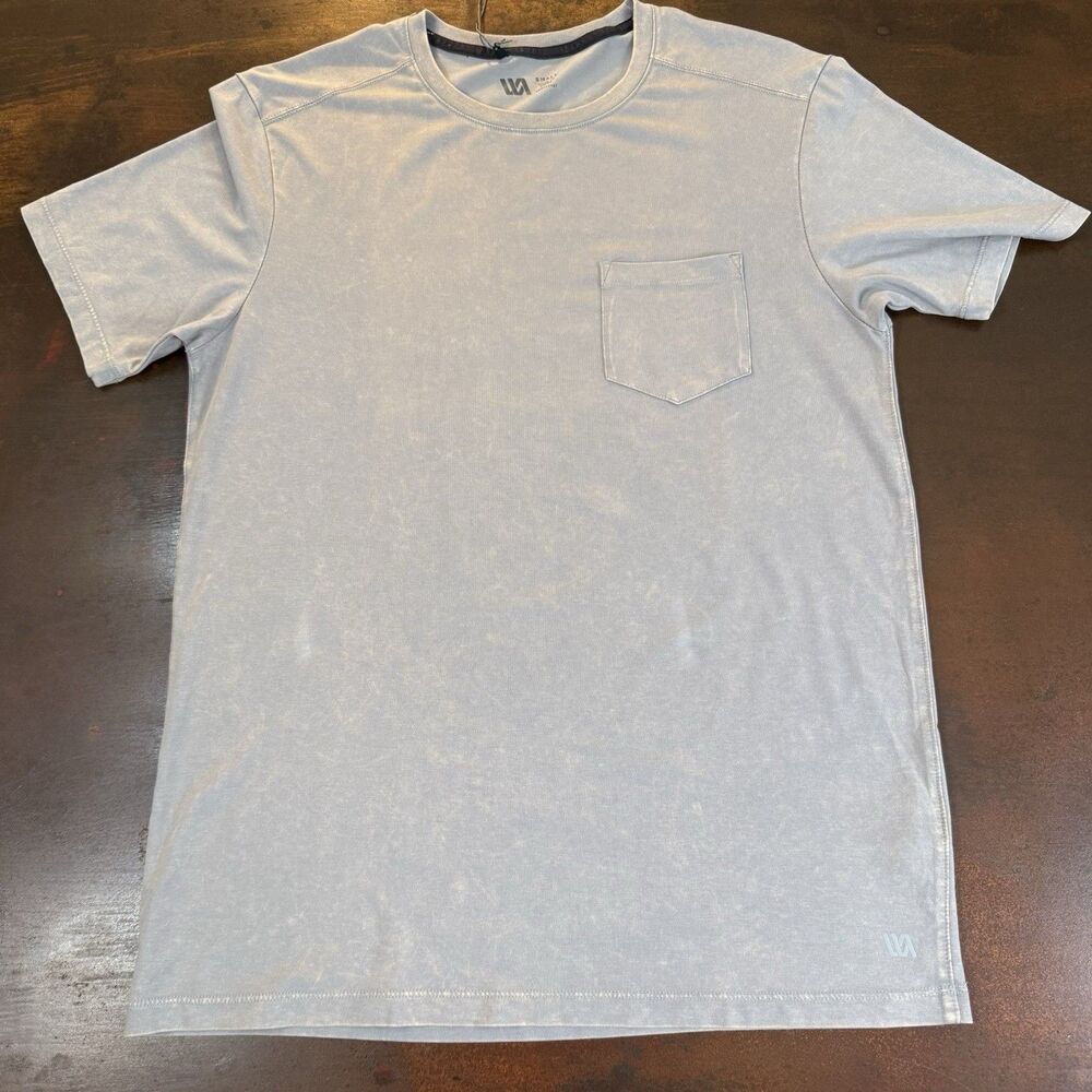 VRST Men's Essential Pocket Tee Small t-shirt sports gym athleisure minimalist
